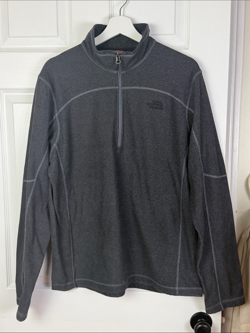 The North Face men’s thermal knit waffle 1/4 zip pullover sweater size large